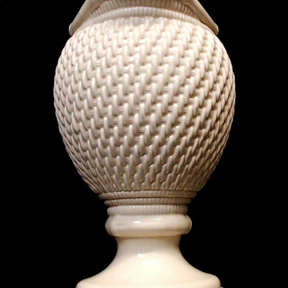 Dining Pitcher - Picture 4 of 5